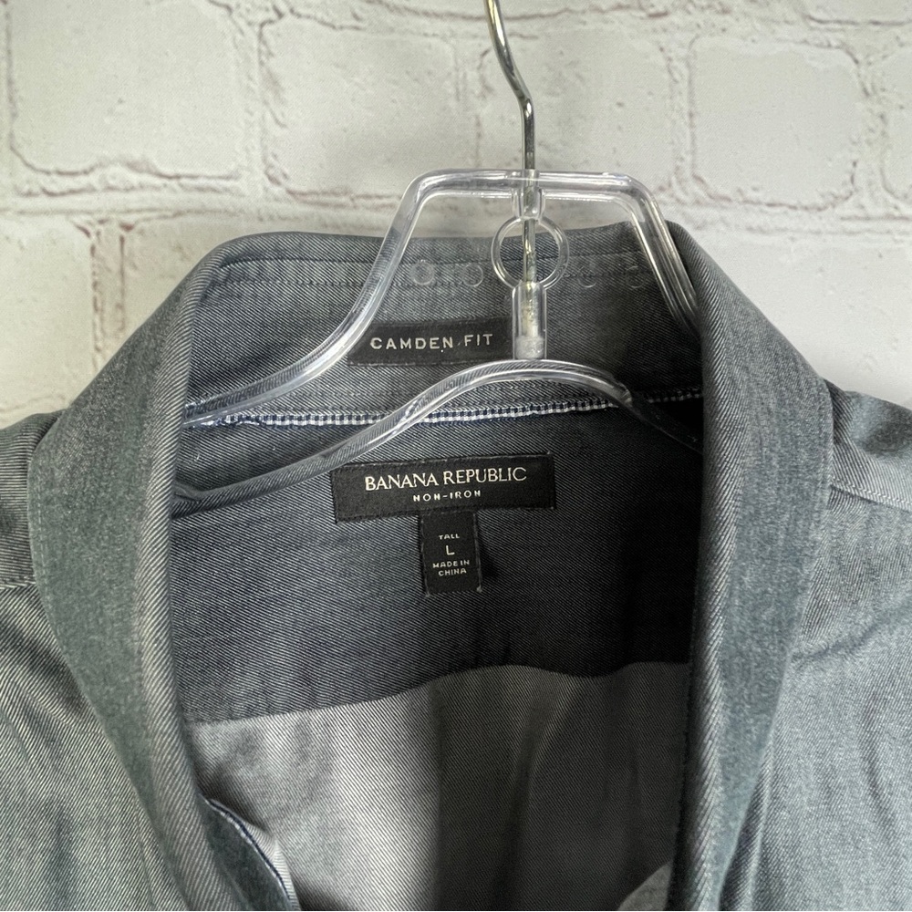 BANANA REPUBLIC men's cotton gray button-up non-iron shirt, size L - Picture 2 of 9